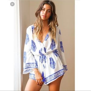 NWT✨ Goodnight Macaroon blue + white romper size S